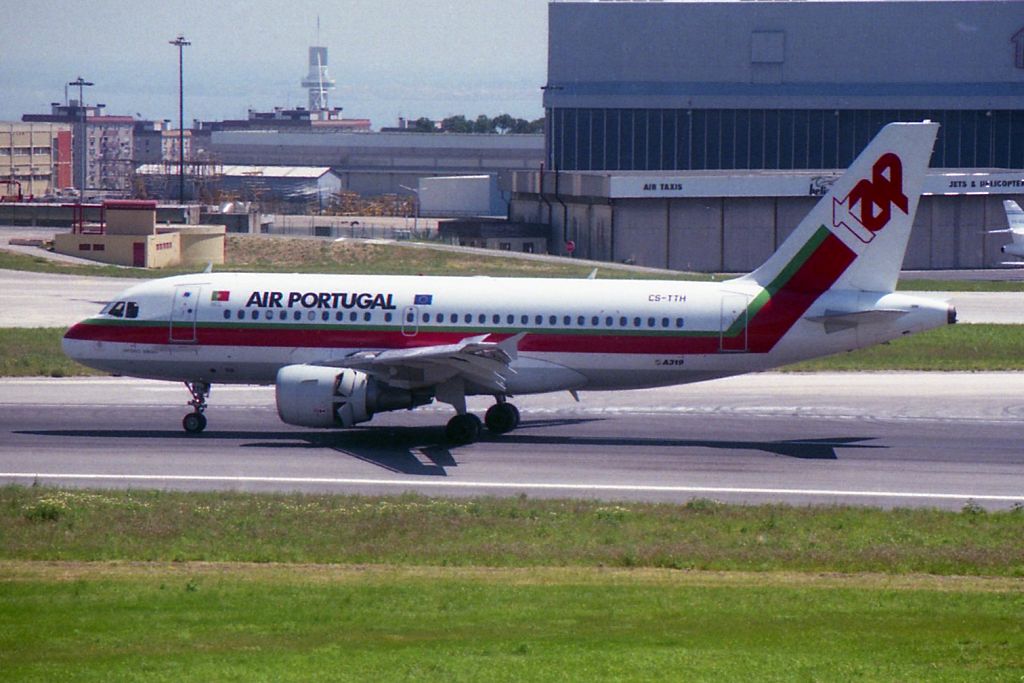 CS-TTH · Airbus A319-111 · (LIS / LPPT)