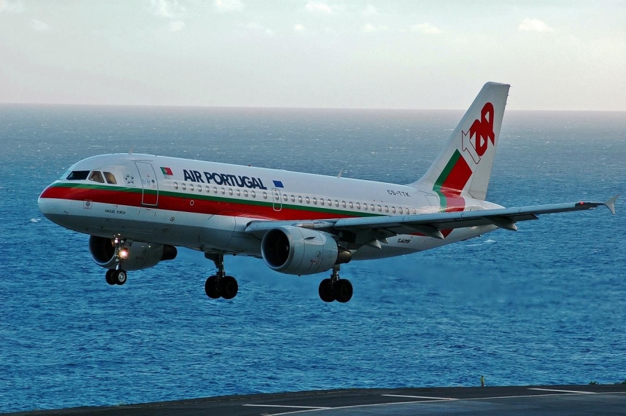 CS-TTK (1034) 1999 Airbus A319-111