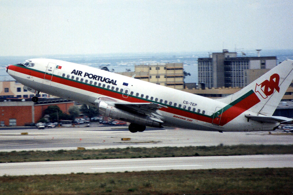 CS-TEP (23046) 1983 Boeing 737-282(A)