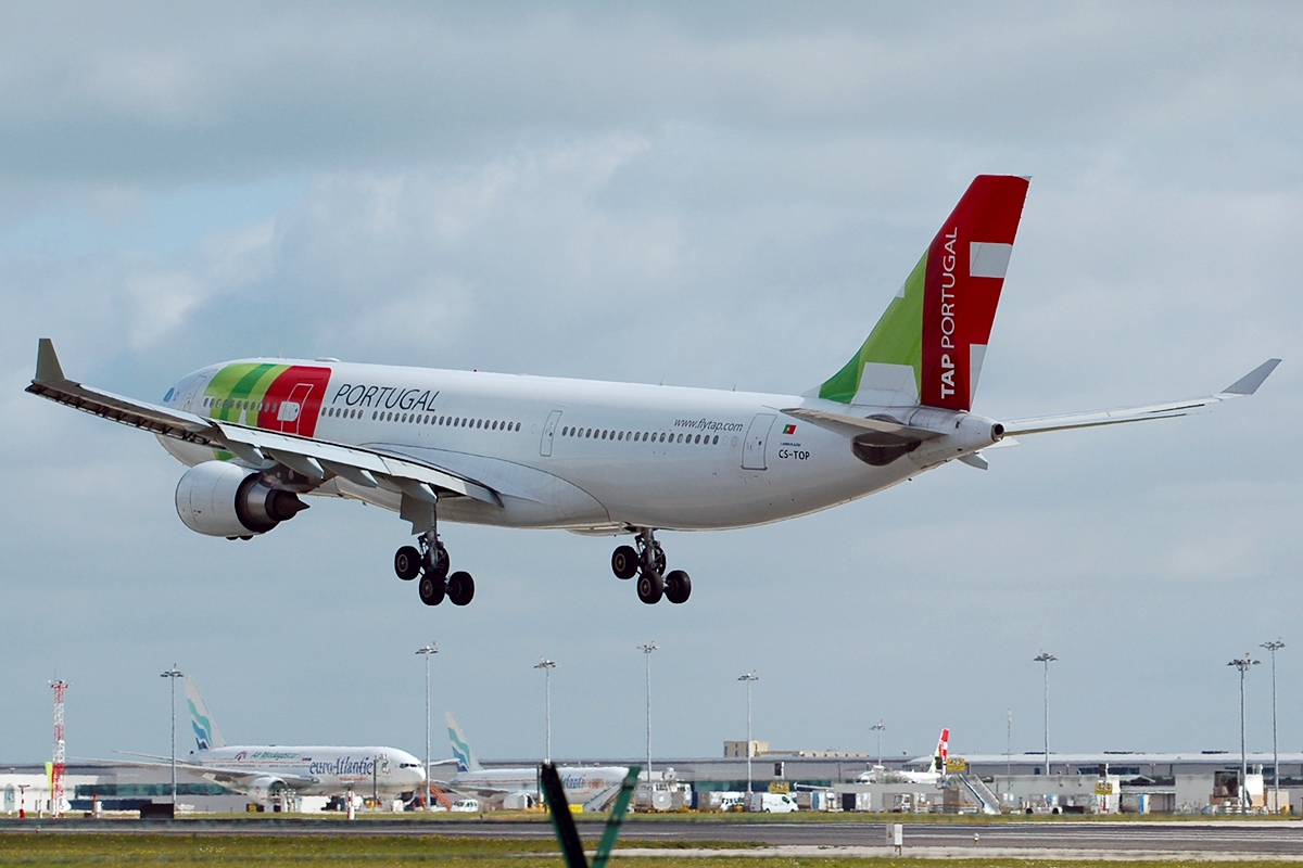 CS-TOP · Airbus A330-202 · (LIS / LPPT)