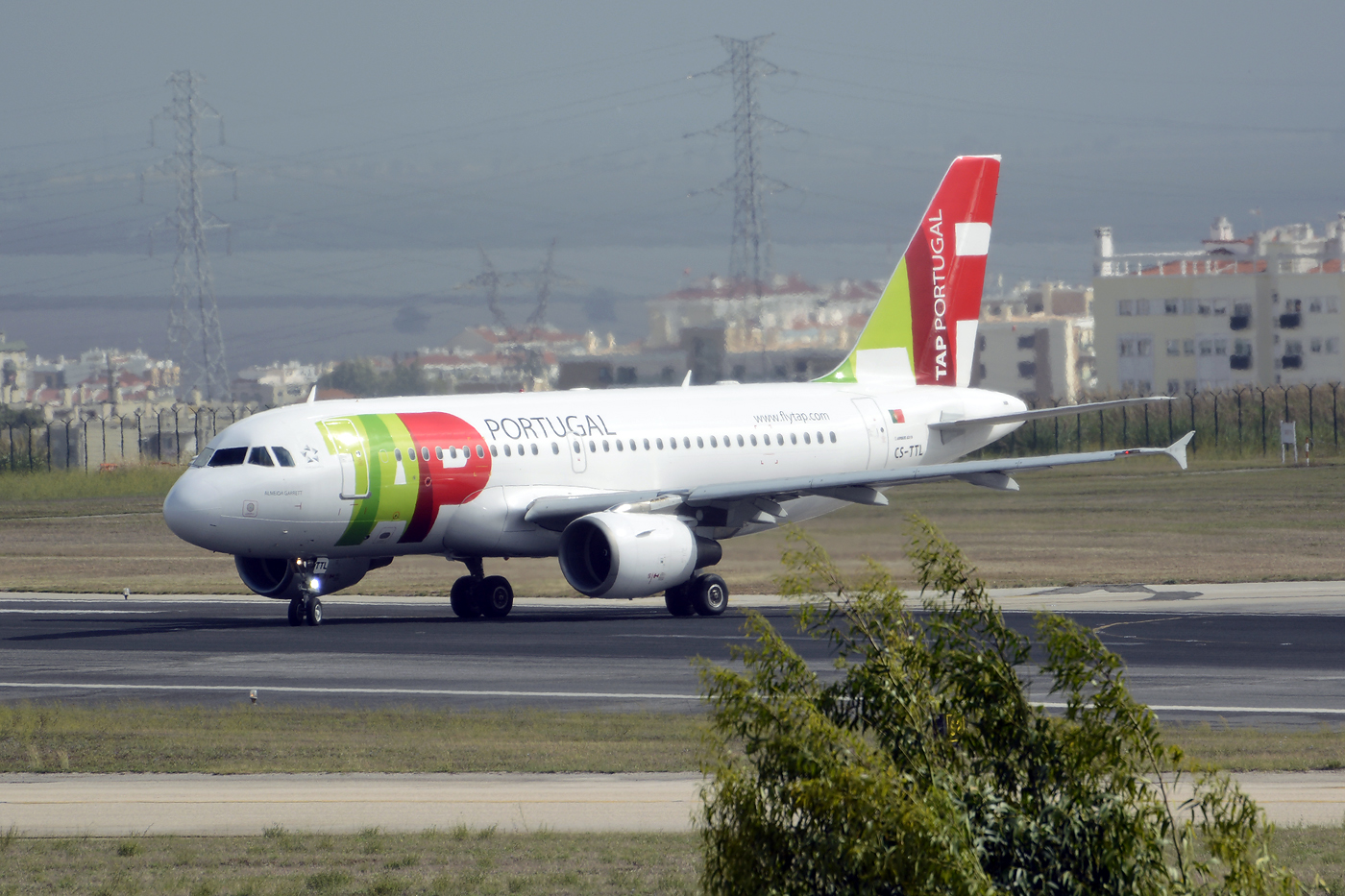CS-TTL · Airbus A319-111 · (LIS / LPPT)