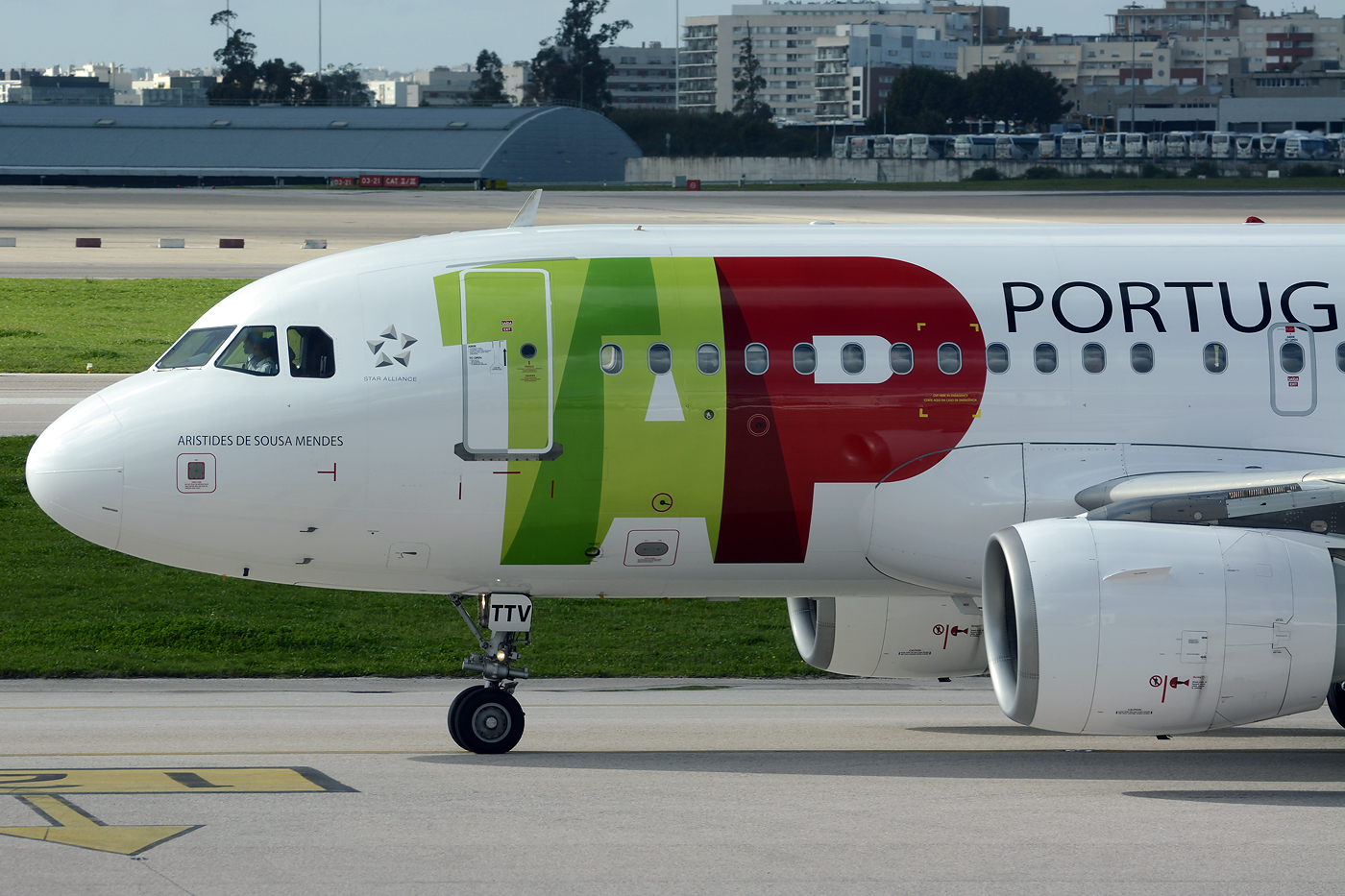 CS-TTV · Airbus A319-112 · (LIS / LPPT)