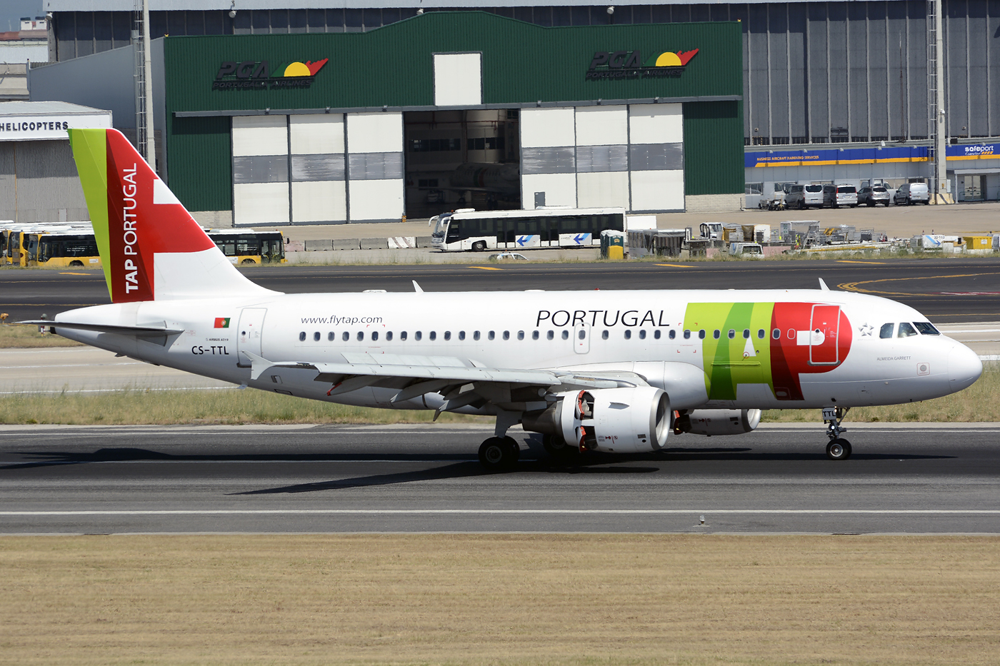 CS-TTL · Airbus A319-111 · (LIS / LPPT)