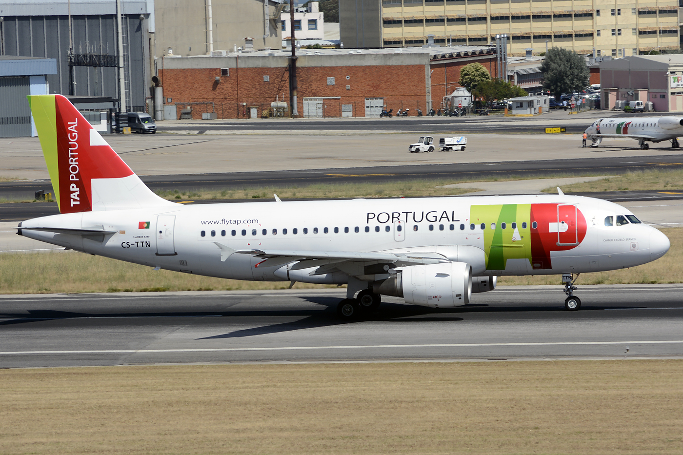 CS-TTN · Airbus A319-111 · (LIS / LPPT)