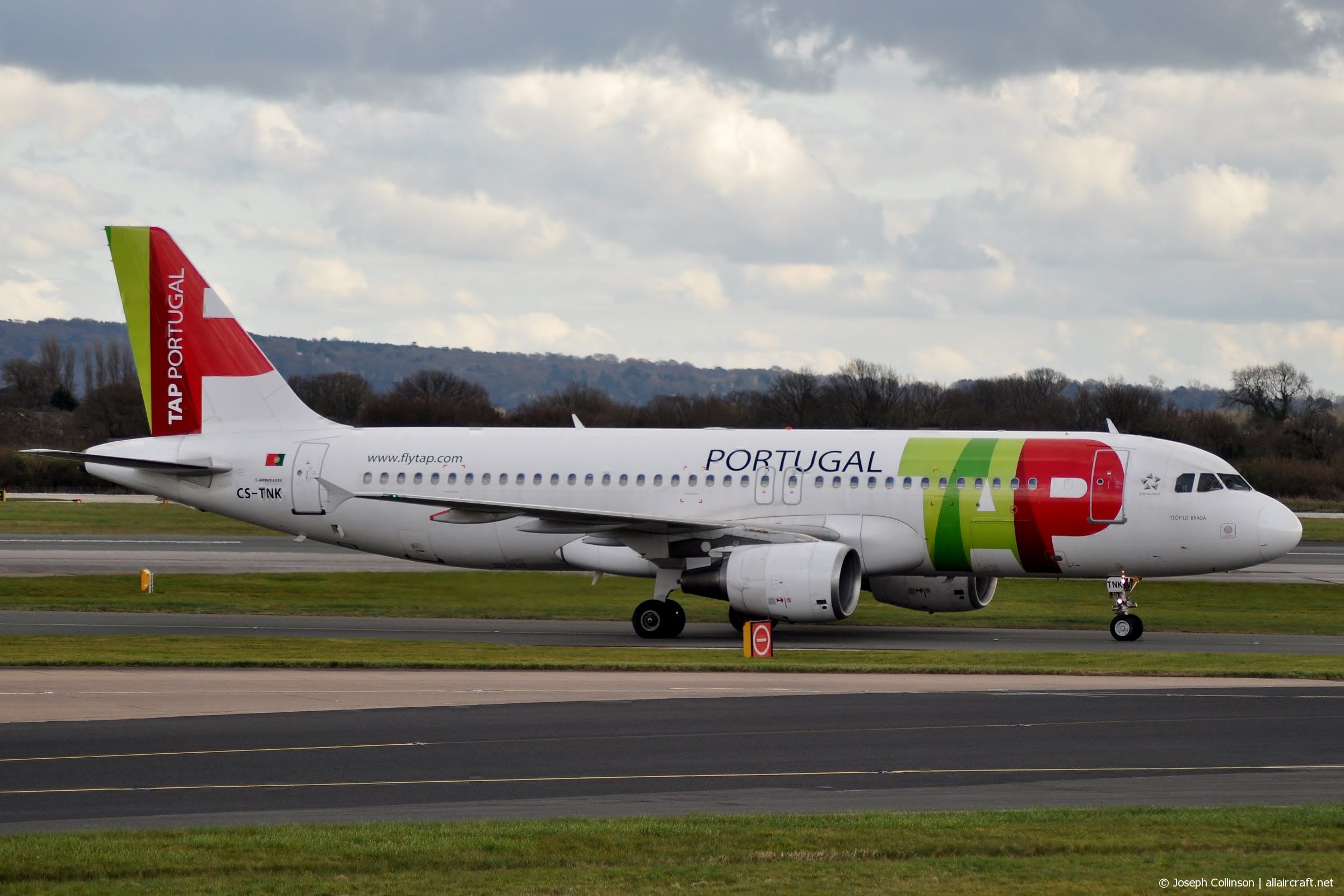 CS-TNK · Airbus A320-214 · (MAN / EGCC)