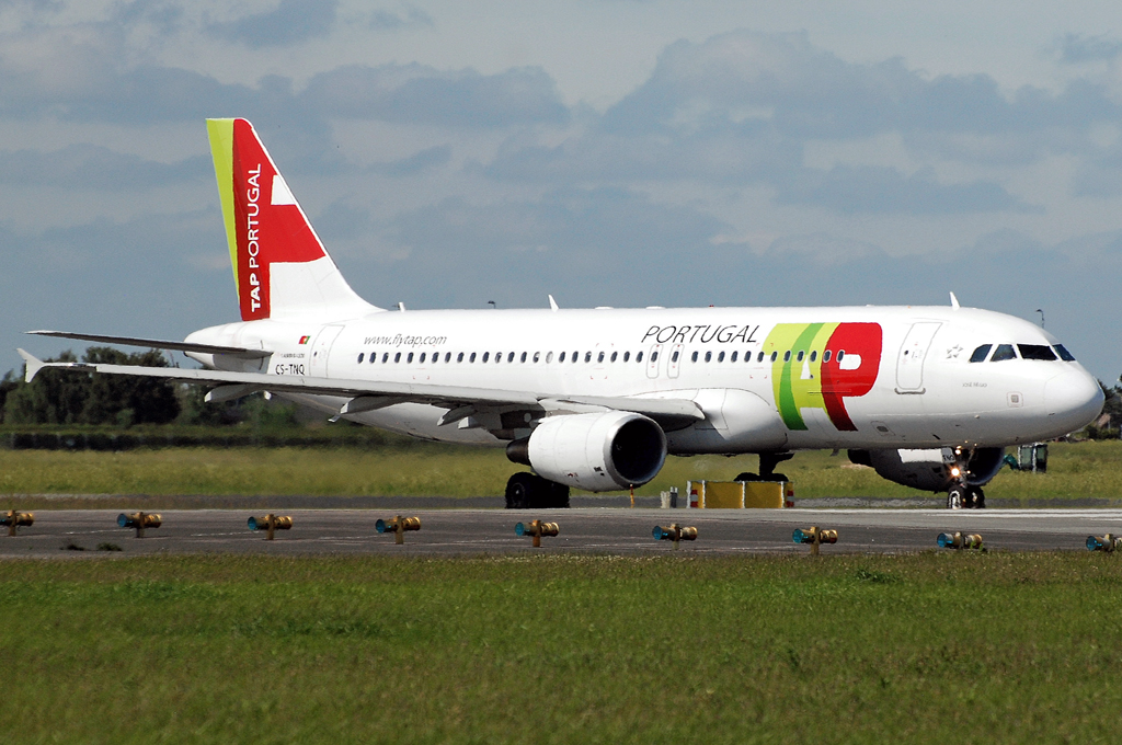CS-TNQ · Airbus A320-214 · (CPH / EKCH)