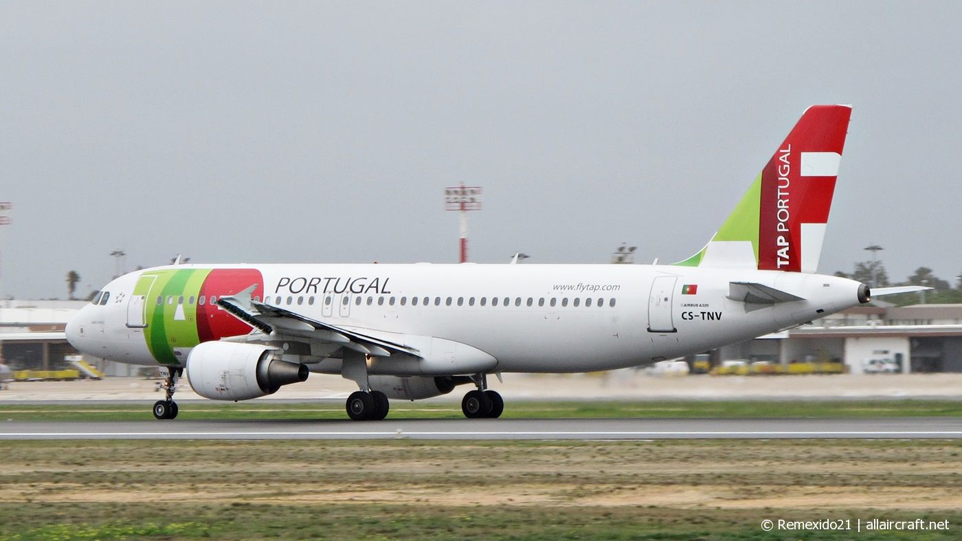 CS-TNV (4145) 2009 Airbus A320-214