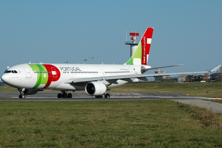 CS-TOG · Airbus A330-223 · (LIS / LPPT)