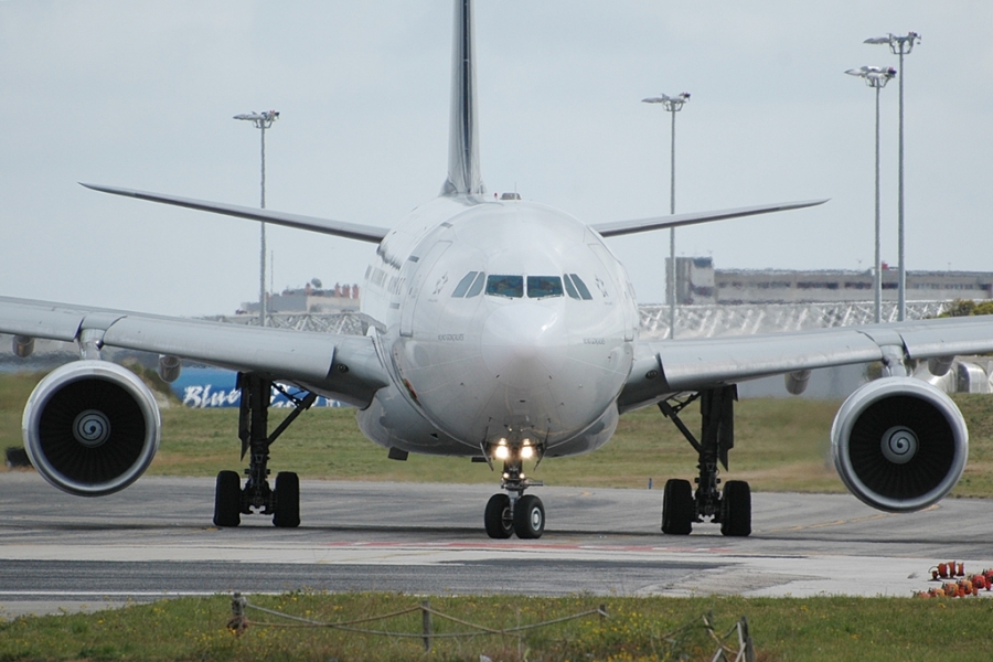 CS-TOH · Airbus A330-223 · (LIS / LPPT)