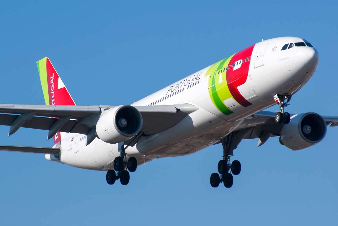 CS-TOI · Airbus A330-223 · (OPO / LPPR)