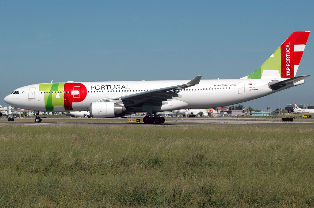 CS-TOO · Airbus A330-202 · (LIS / LPPT)