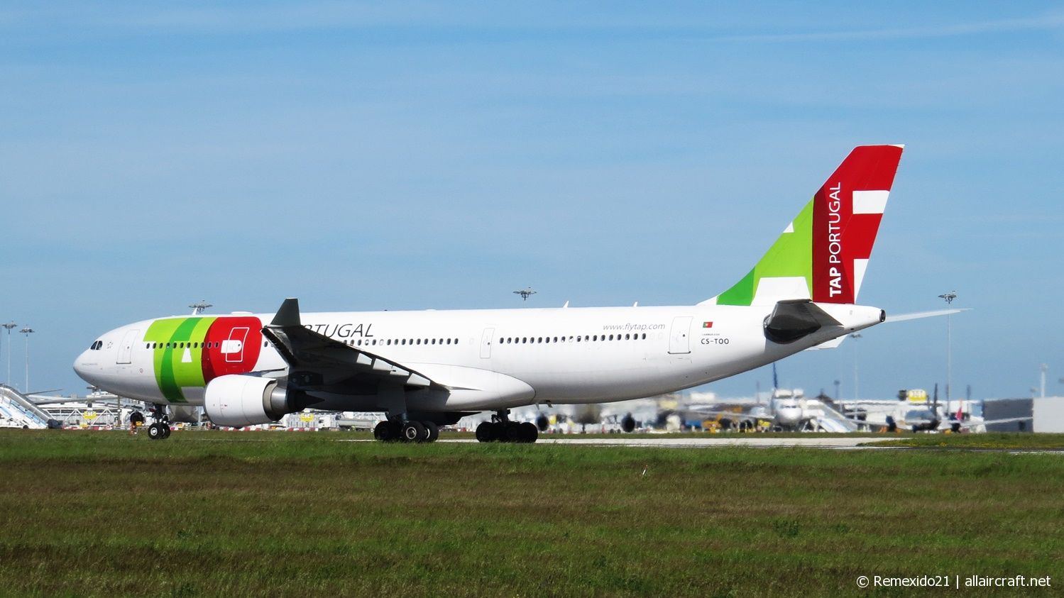 CS-TOO · Airbus A330-202 · (LIS / LPPT)