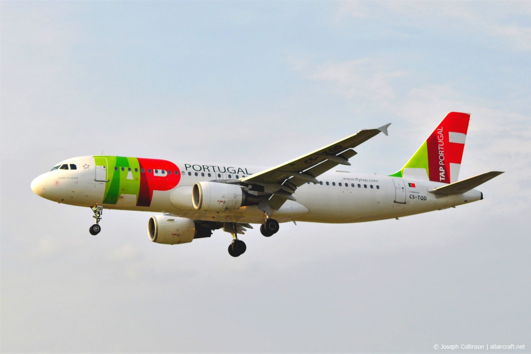 CS-TQD (870) 1999 Airbus A320-214