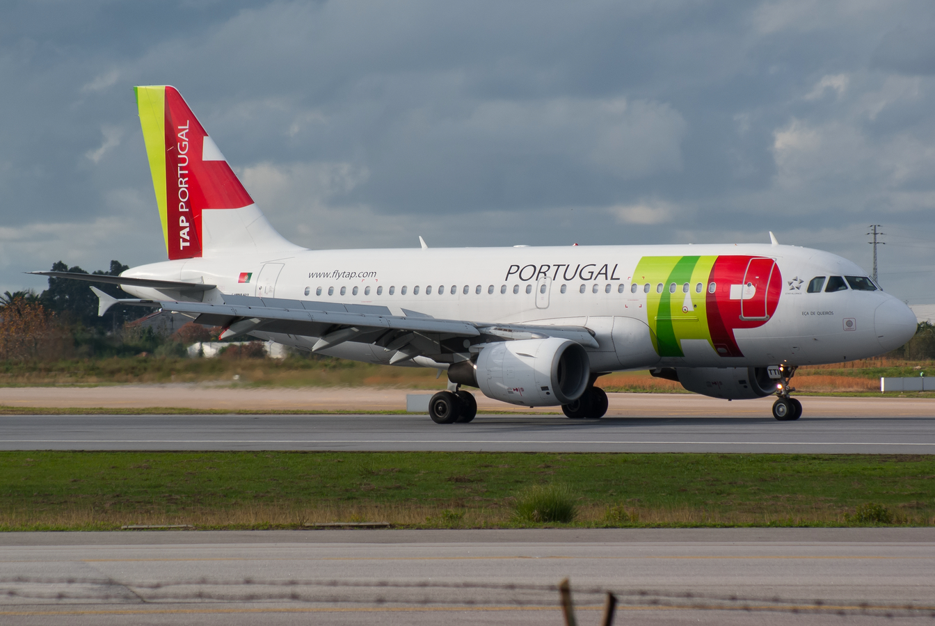 CS-TTI · Airbus A319-111 · (OPO / LPPR)