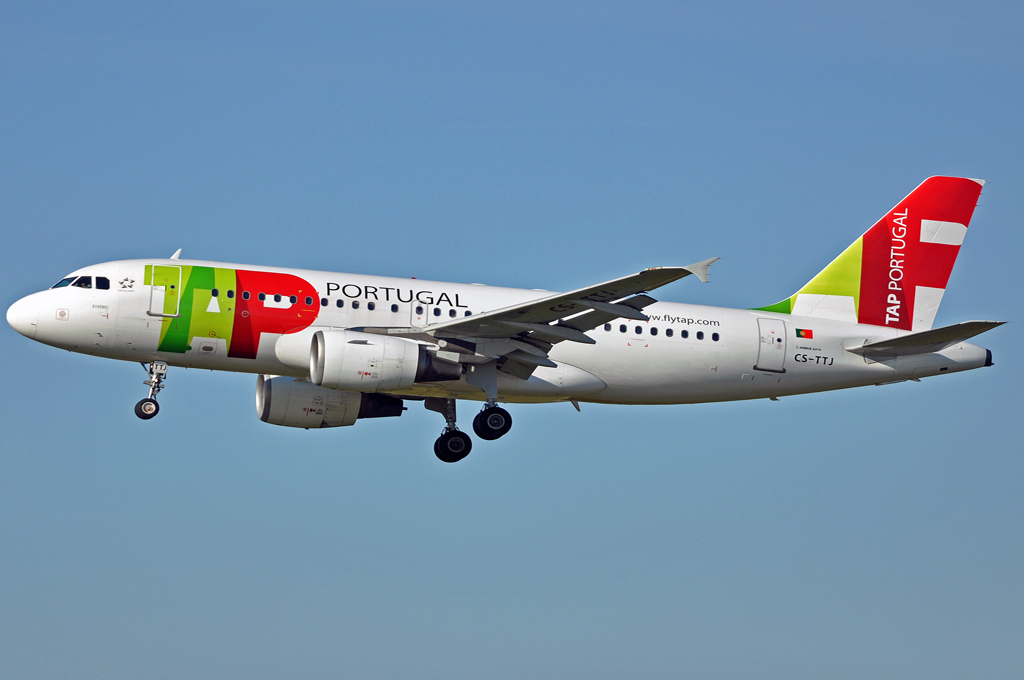 CS-TTJ · Airbus A319-111 · (CPH / EKCH)