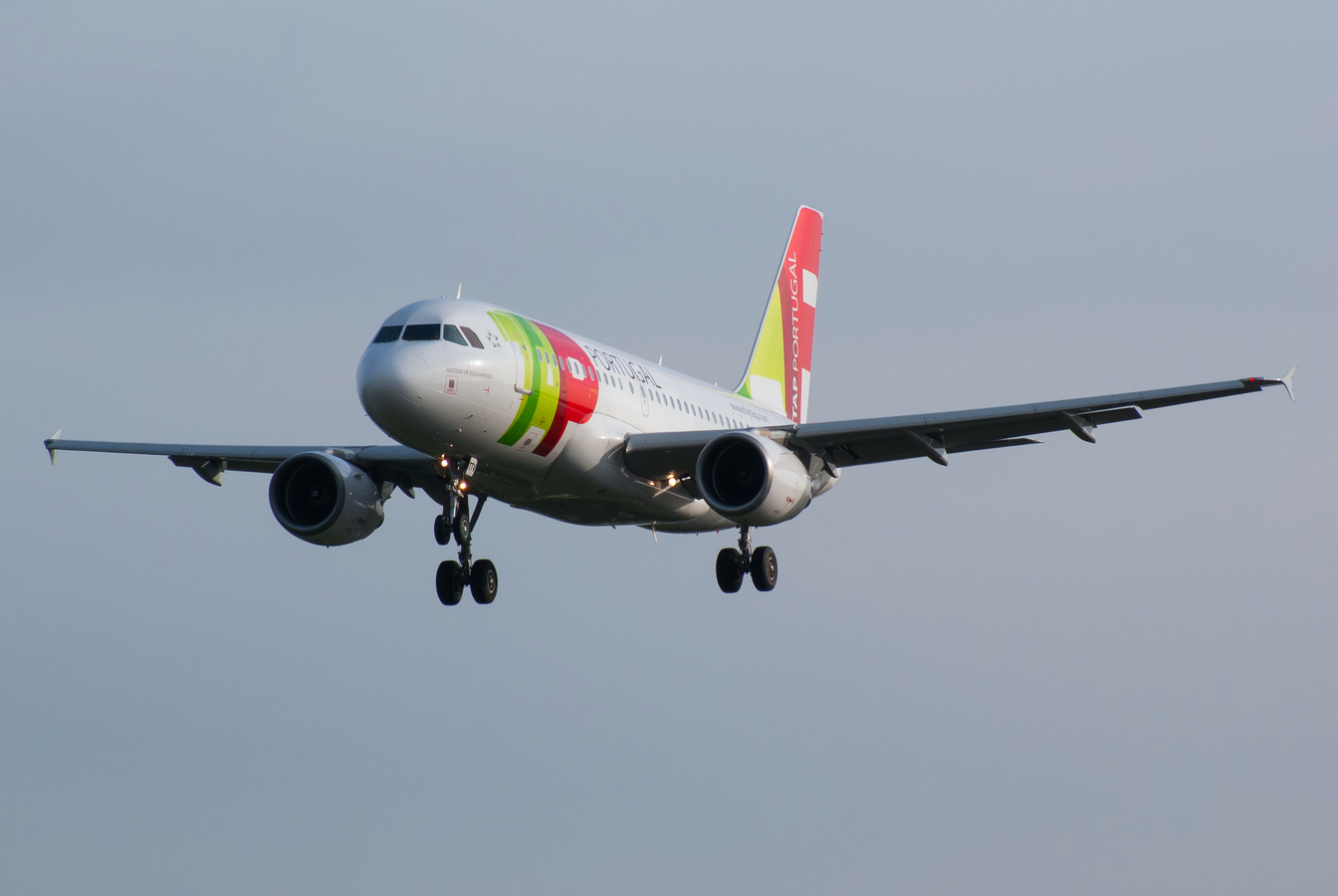 CS-TTV · Airbus A319-112 · (OPO / LPPR)