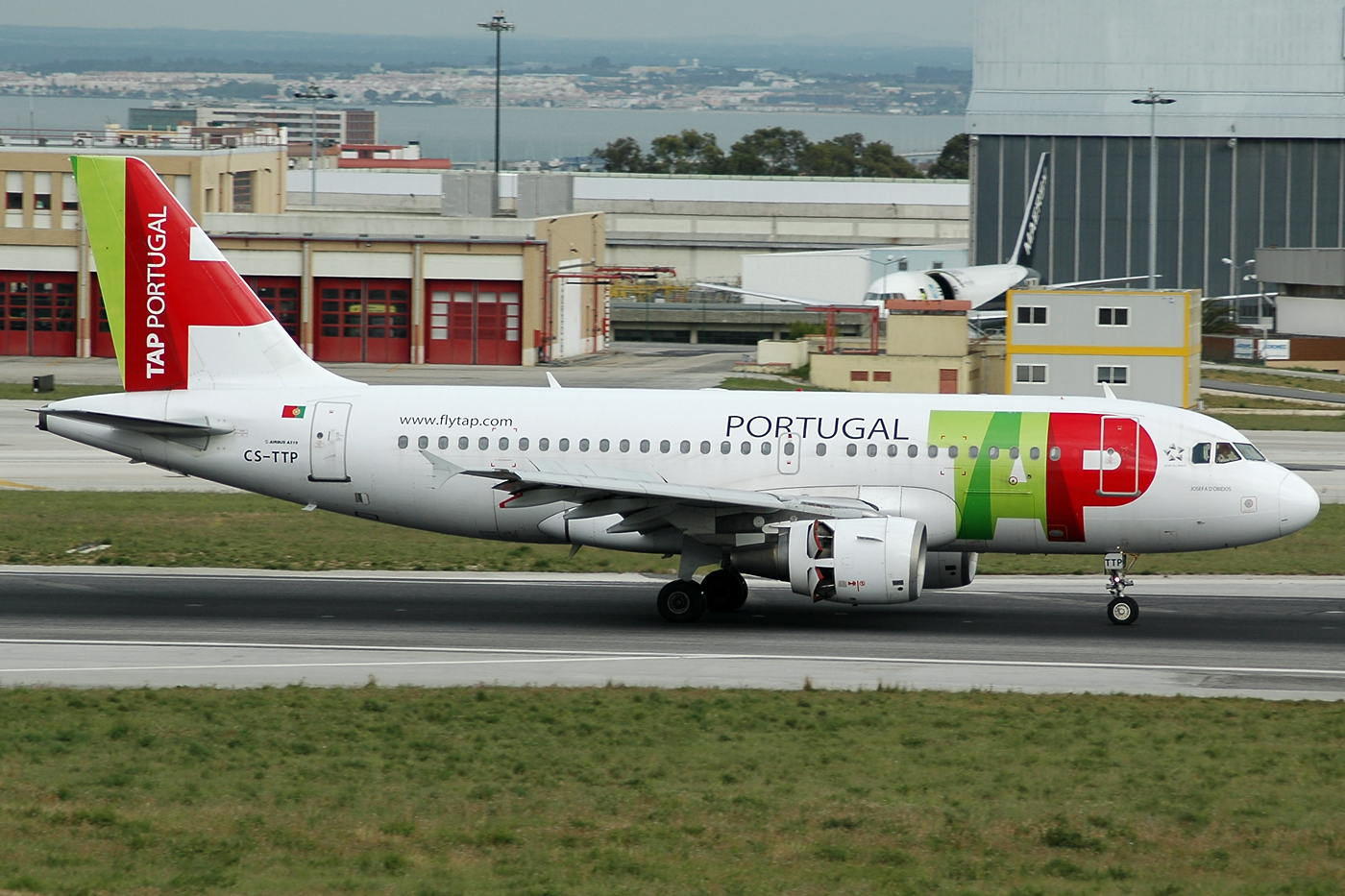 CS-TTP · Airbus A319-111 · (LIS / LPPT)