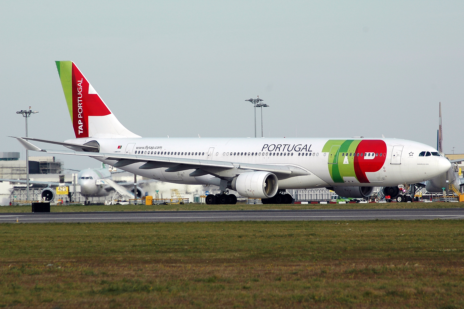 CS-TOI · Airbus A330-223 · (LIS / LPPT)