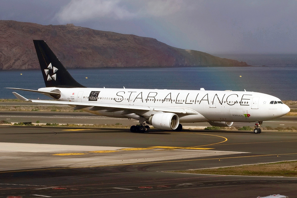 CS-TOH (181) 1997 Airbus A330-223