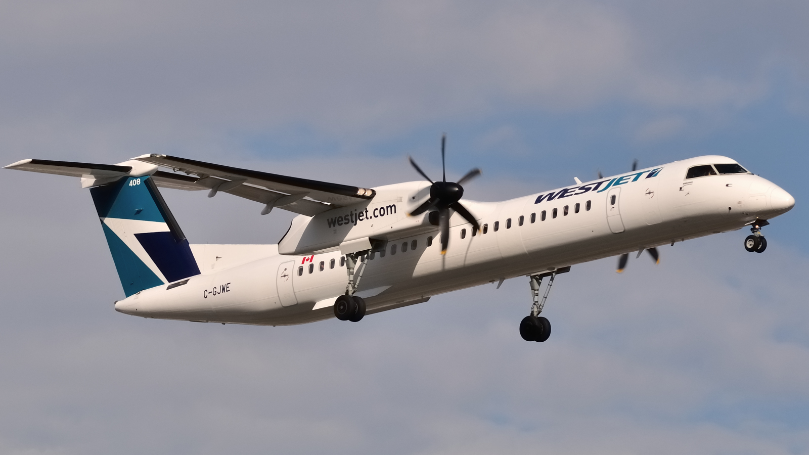 C-GJWE · Bombardier Dash 8-Q402 · (YUL / CYUL)