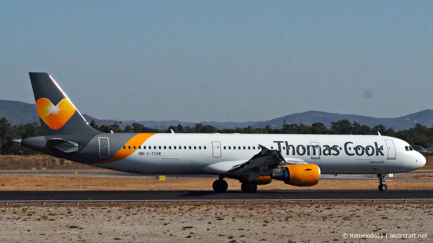G-TCDW · Airbus A321-211 · (FAO / LPFR)