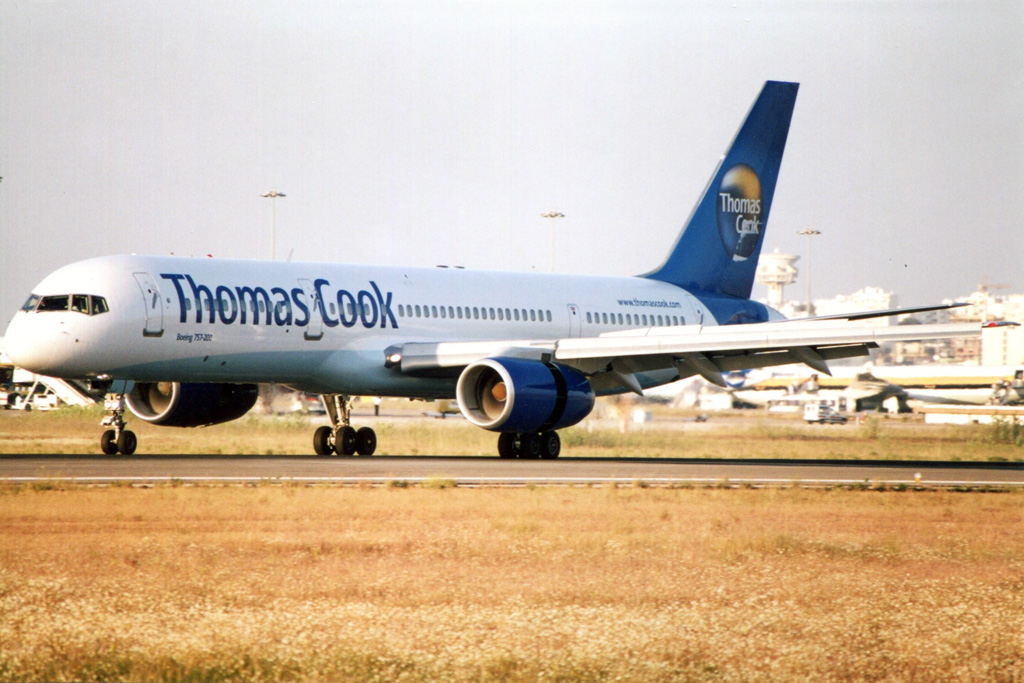 G-FCLJ · Boeing 757-2Y0 · (FAO / LPFR)