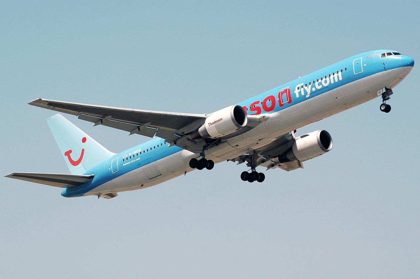 G-OBYB · Boeing 767-304/ER · (PMI / LEPA / LESJ)