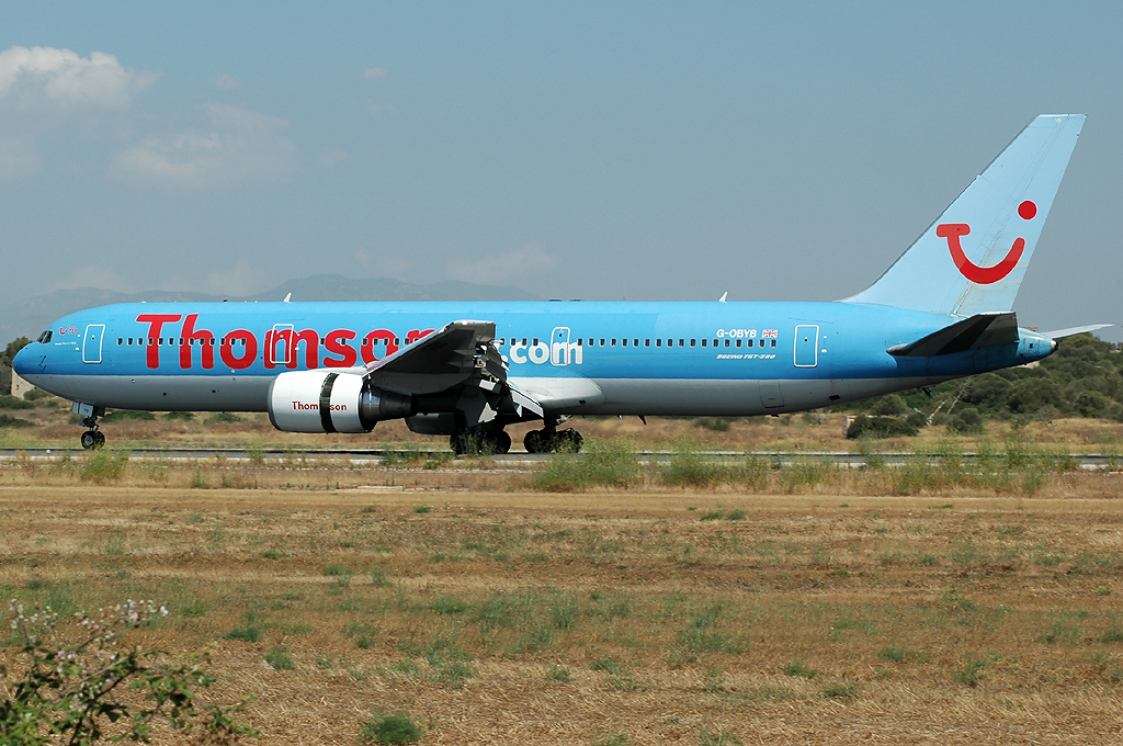 G-OBYB · Boeing 767-304/ER · (PMI / LEPA / LESJ)