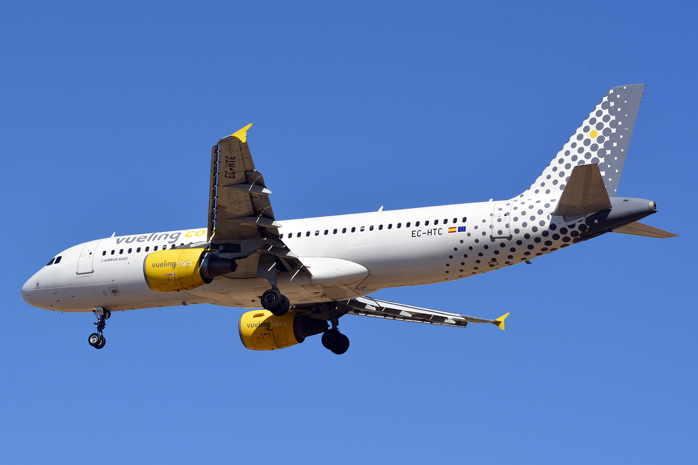 EC-HTC (1540) 2001 Airbus A320-214