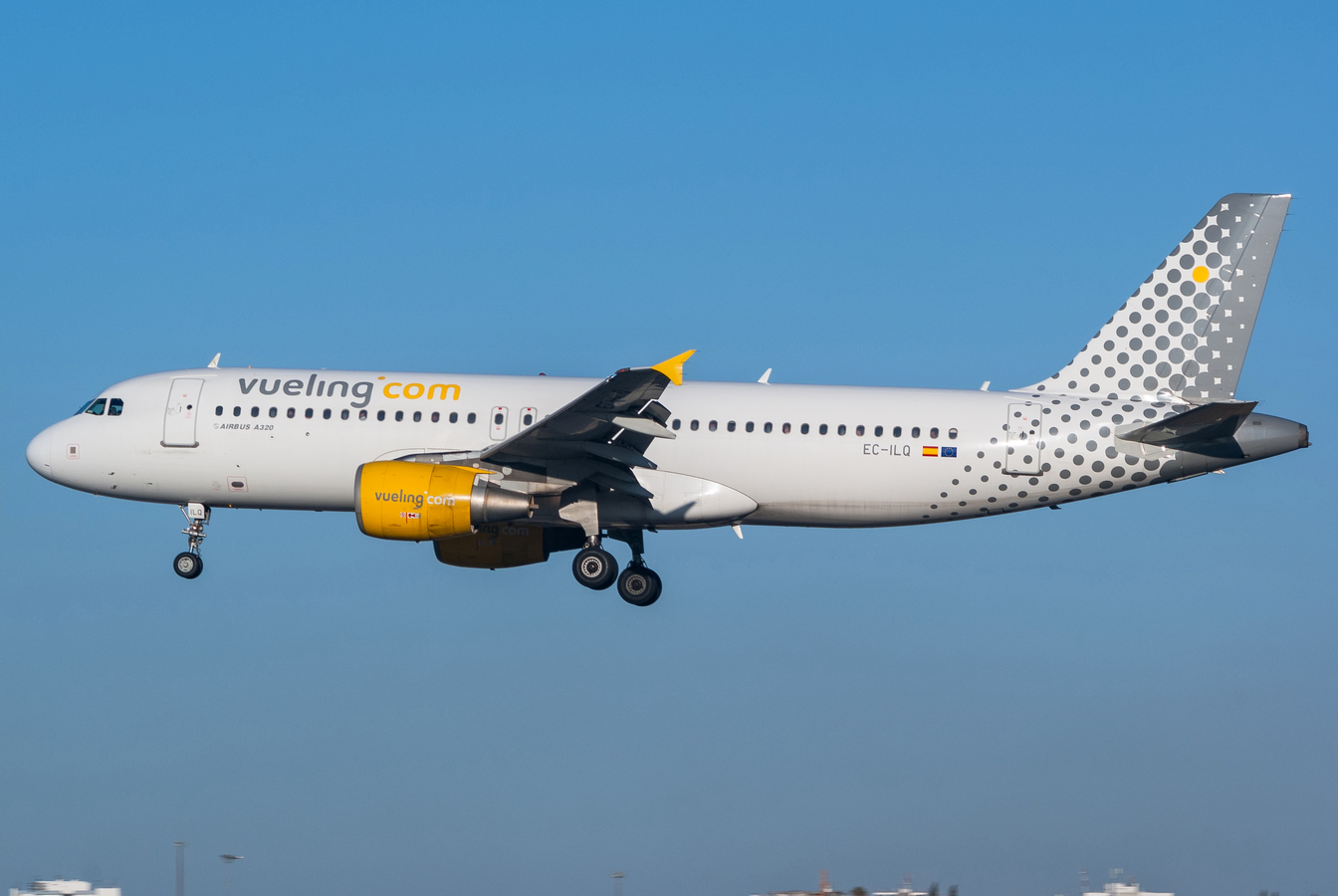 EC-ILQ · Airbus A320-214 · (LIS / LPPT)