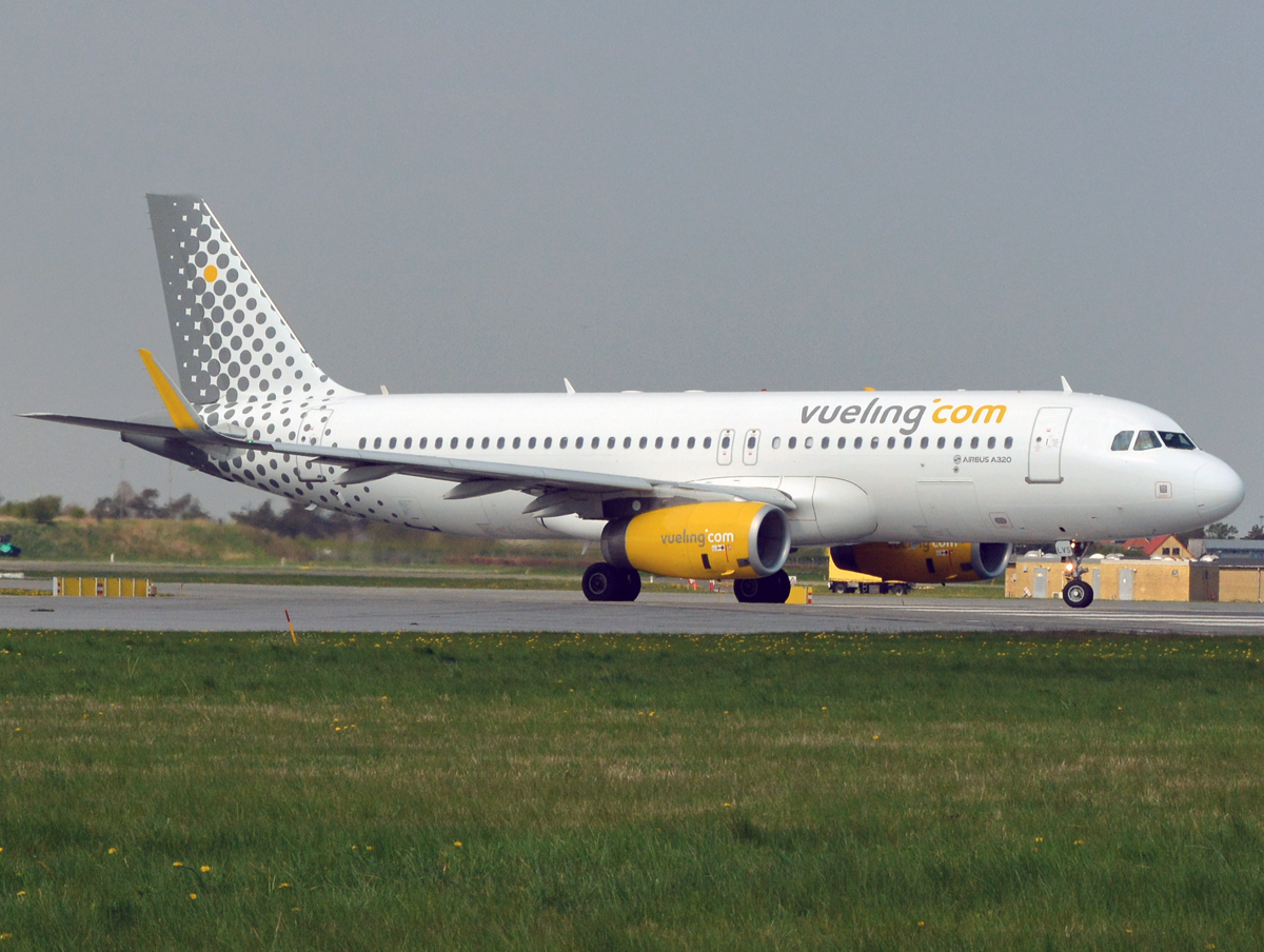 EC-LVS · Airbus A320-232(WL) · (CPH / EKCH)