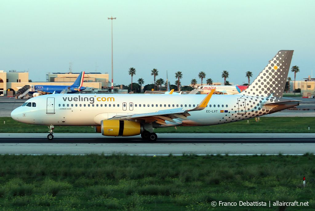 EC-LVT (5612) 2013 Airbus A320-232(WL)