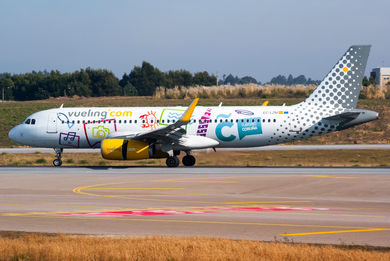 EC-LZM · Airbus A320-232(WL) · (OPO / LPPR)