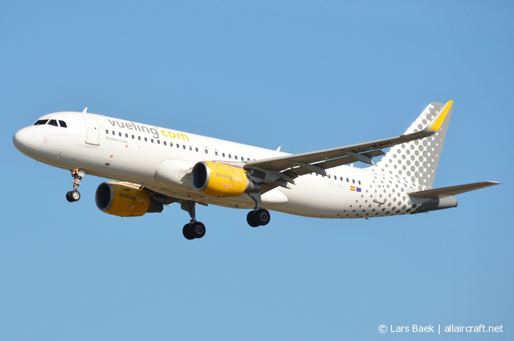 EC-MAH · Airbus A320-214(WL) · (CPH / EKCH)