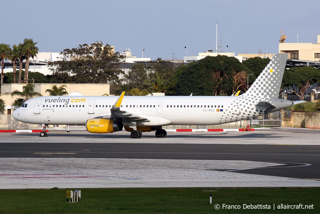 EC-MGZ · Airbus A321-231(WL) · (MLA / LMML)