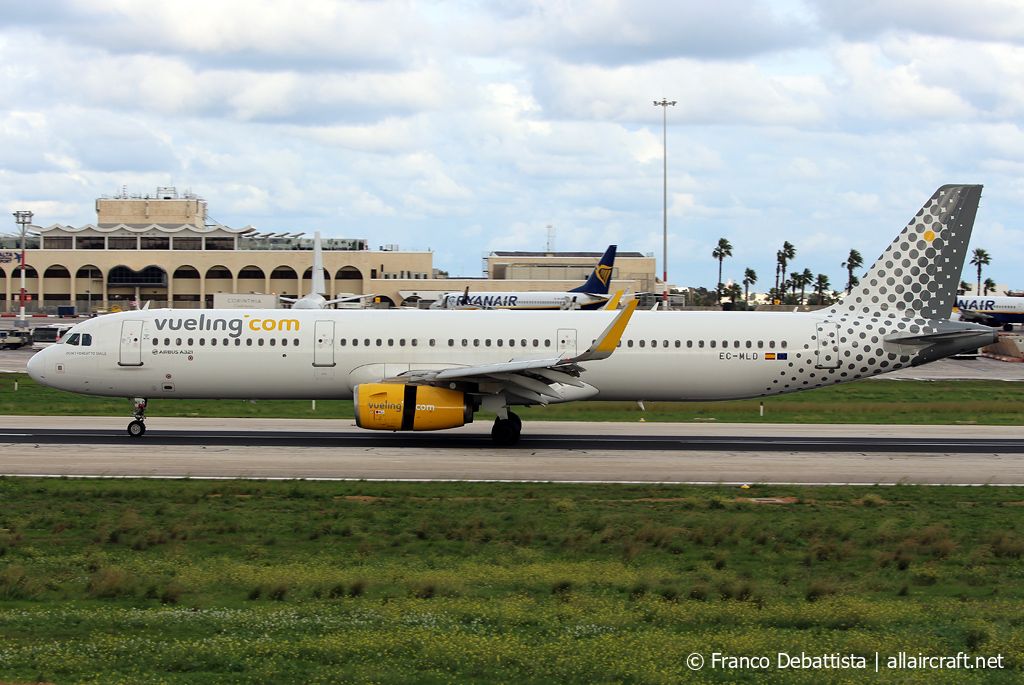 EC-MLD · Airbus A321-231 · (MLA / LMML)
