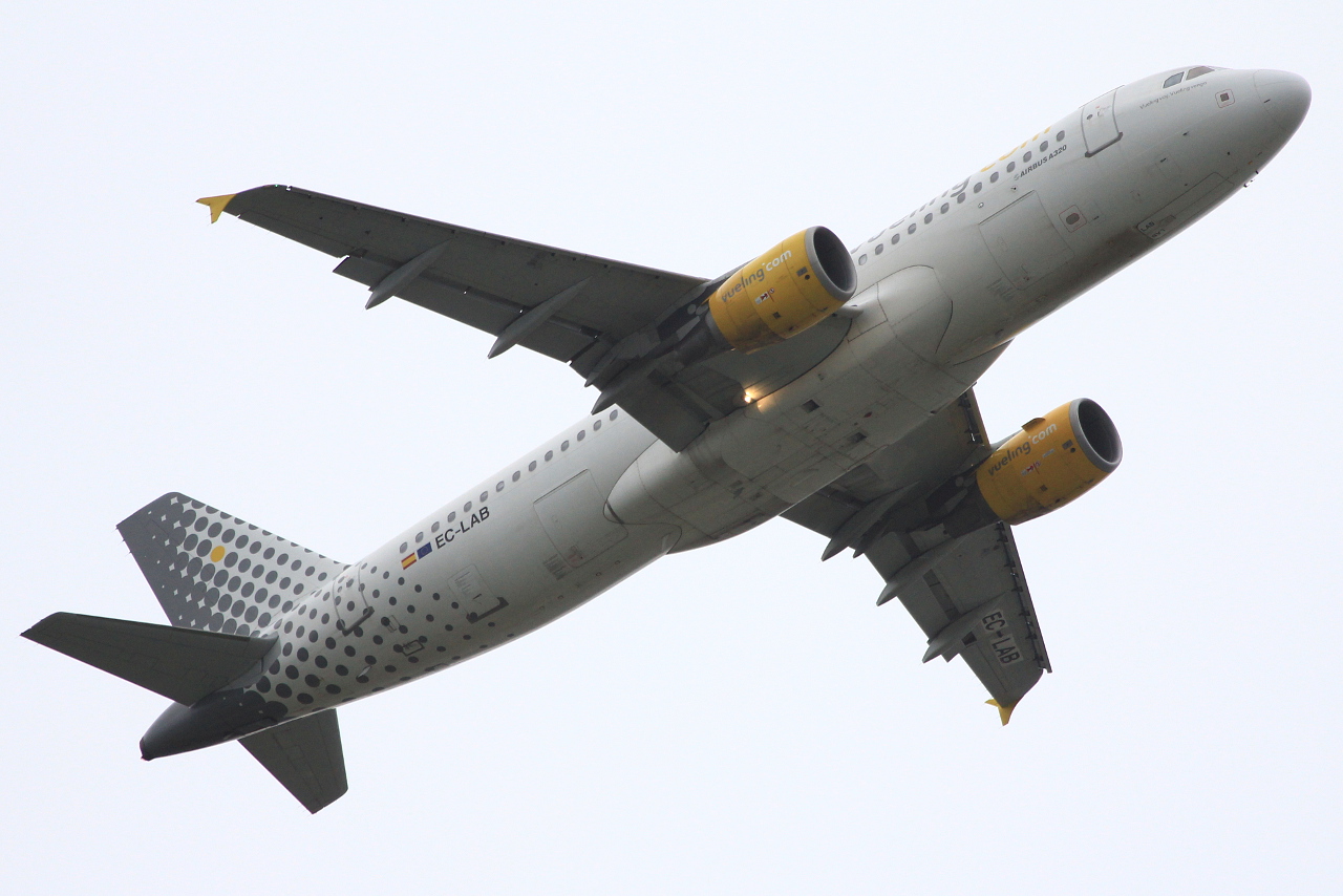EC-LAB (2761) 2006 Airbus A320-214