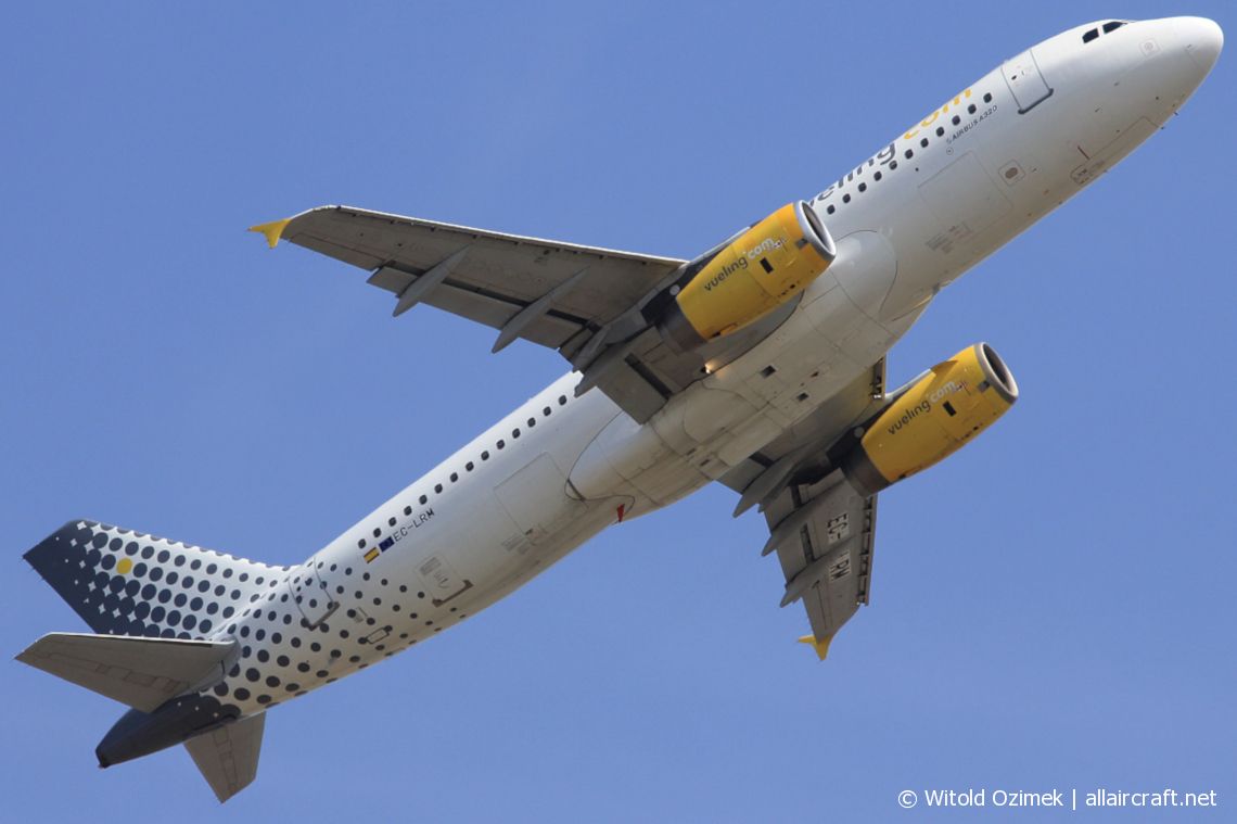EC-LRM · Airbus A320-232 · (FCO / LIRF)