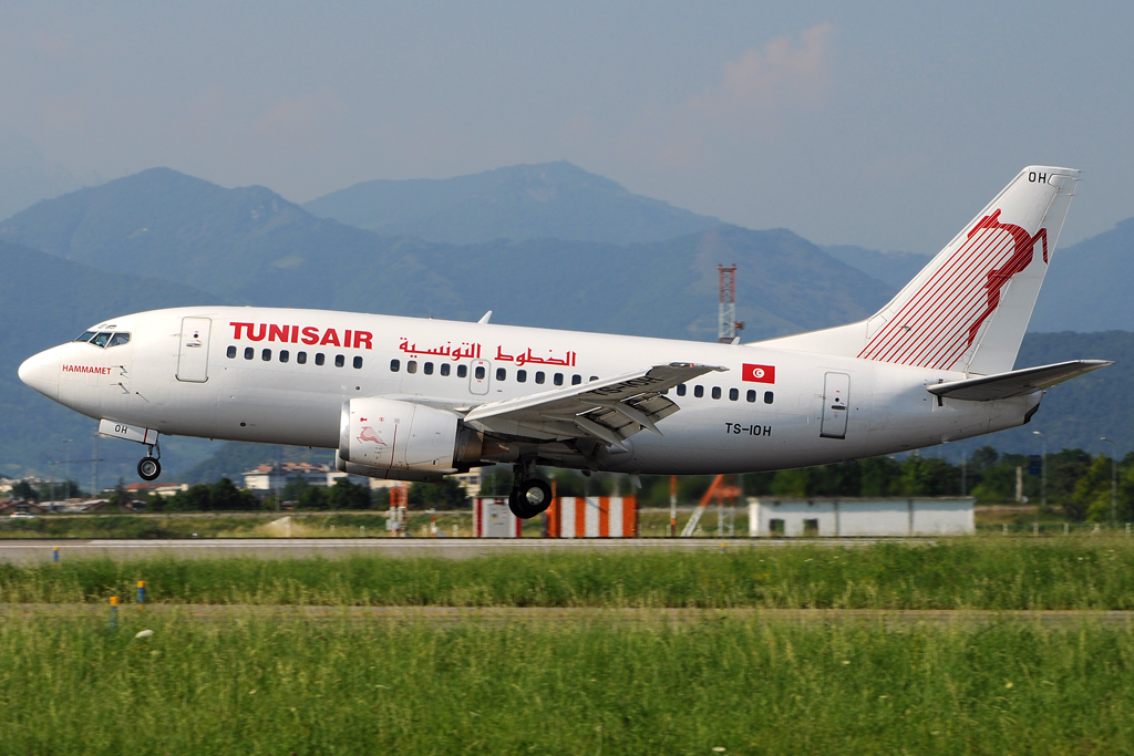 TS-IOH (26640) 1993 Boeing 737-5H3