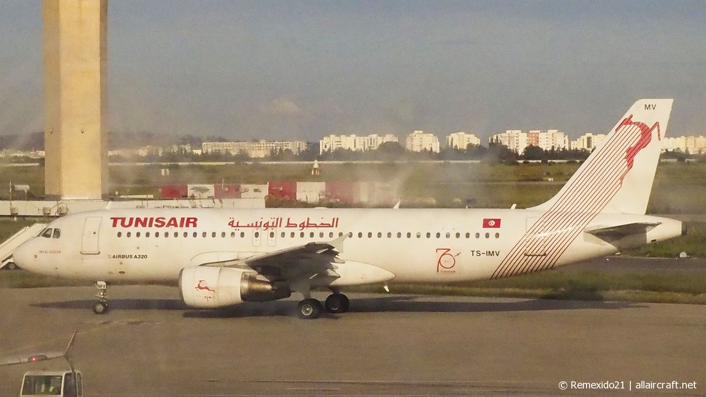 TS-IMV (5610) 2013 Airbus A320-214
