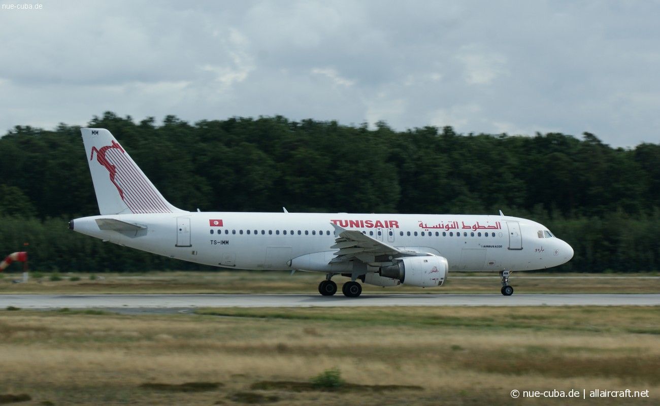 TS-IMM (975) 1999 Airbus A320-211