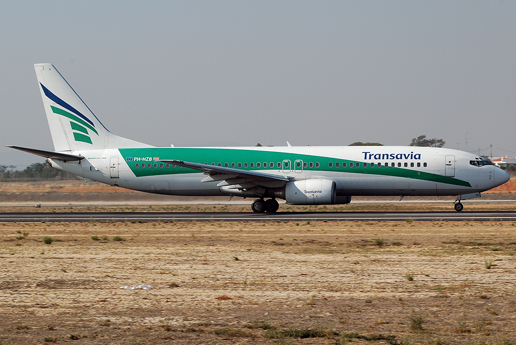 PH-HZB (28374) 1998 Boeing 737-8K2