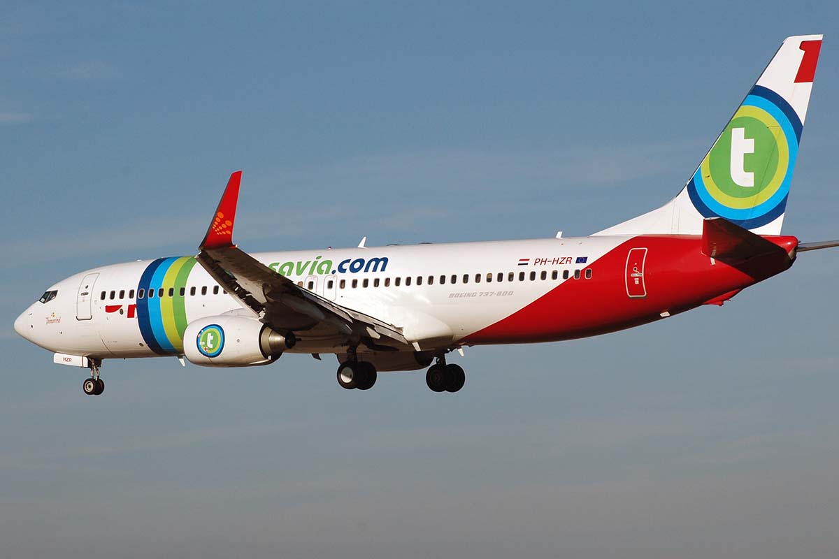 PH-HZR (32693) 2006 Boeing 737-86N(WL)