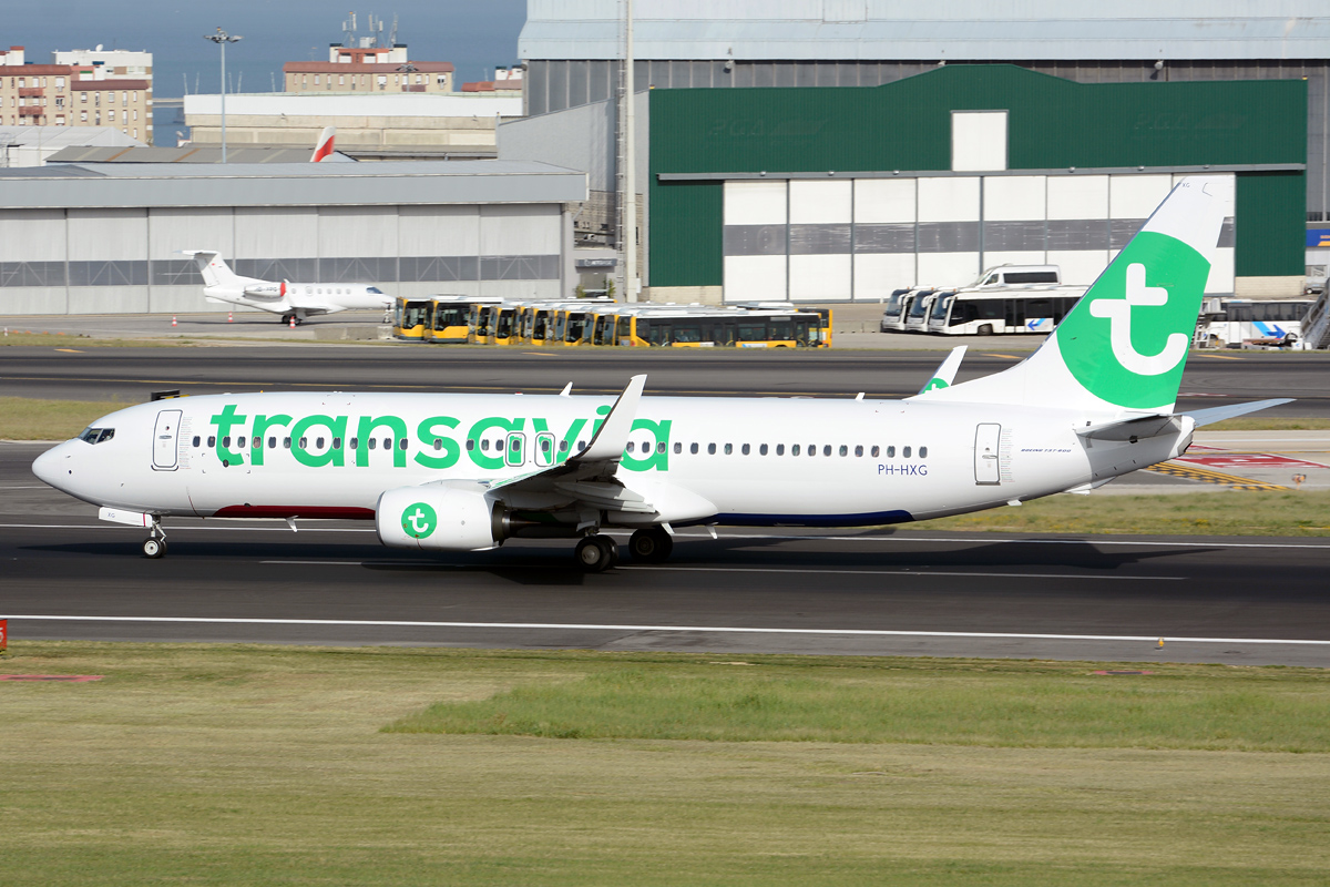PH-HXG · Boeing 737-8K2(WL) · (LIS / LPPT)