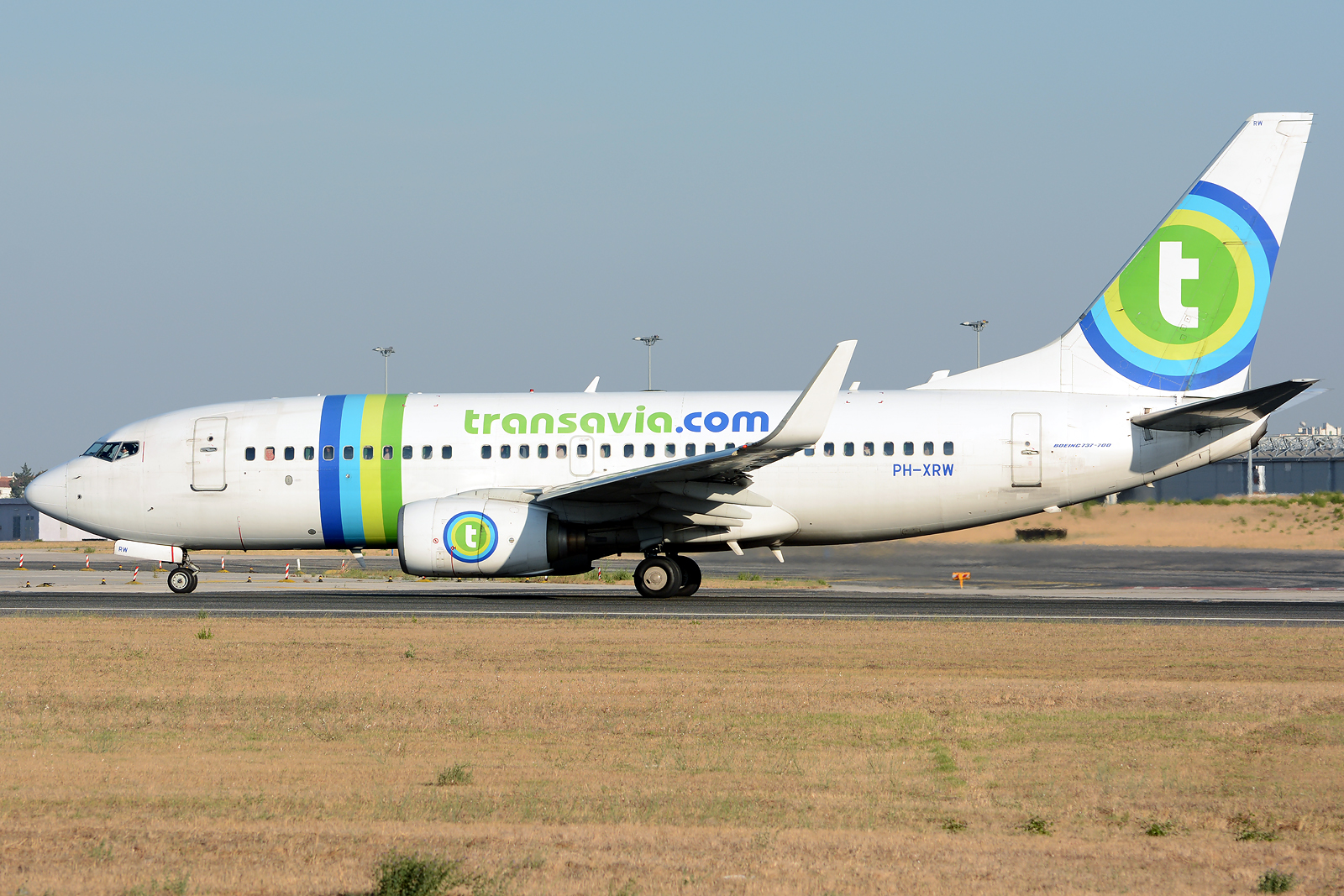 PH-XRW · Boeing 737-7K2(WL) · (LIS / LPPT)