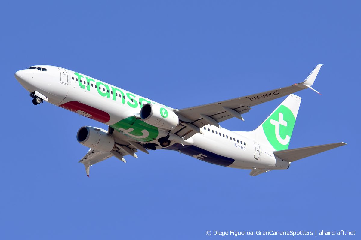 PH-HXG (41355) 2017 Boeing 737-8K2(WL)