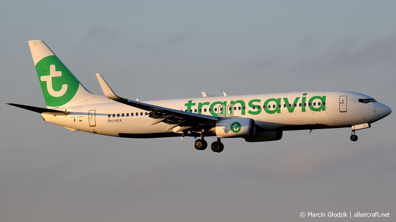 PH-HXA (62149) 2016 Boeing 737-8K2(WL)