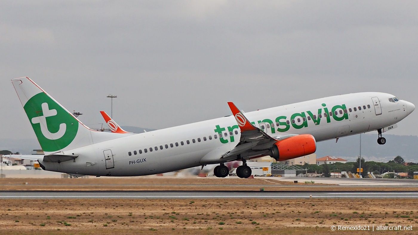 PH-GUX (39611) 2013 Boeing 737-8EH(WL)