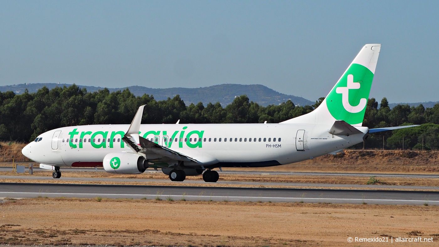 PH-HSM (42067) 2015 Boeing 737-8K2 WL