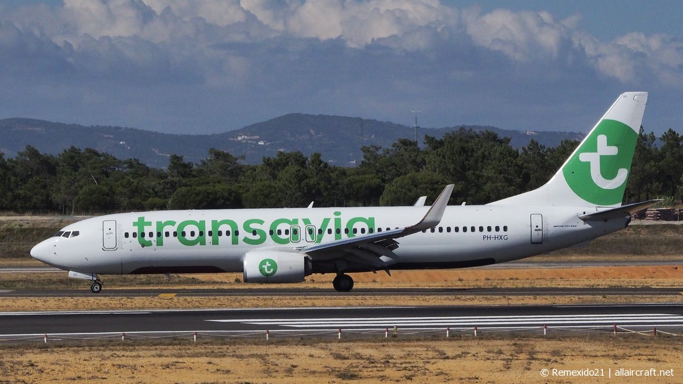 PH-HXG (41355) 2017 Boeing 737-8K2(WL)
